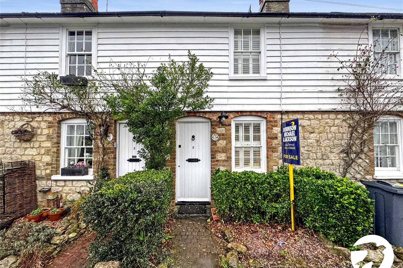 2 bedroom house for sale in Loose | Robinson Michael & Jackson