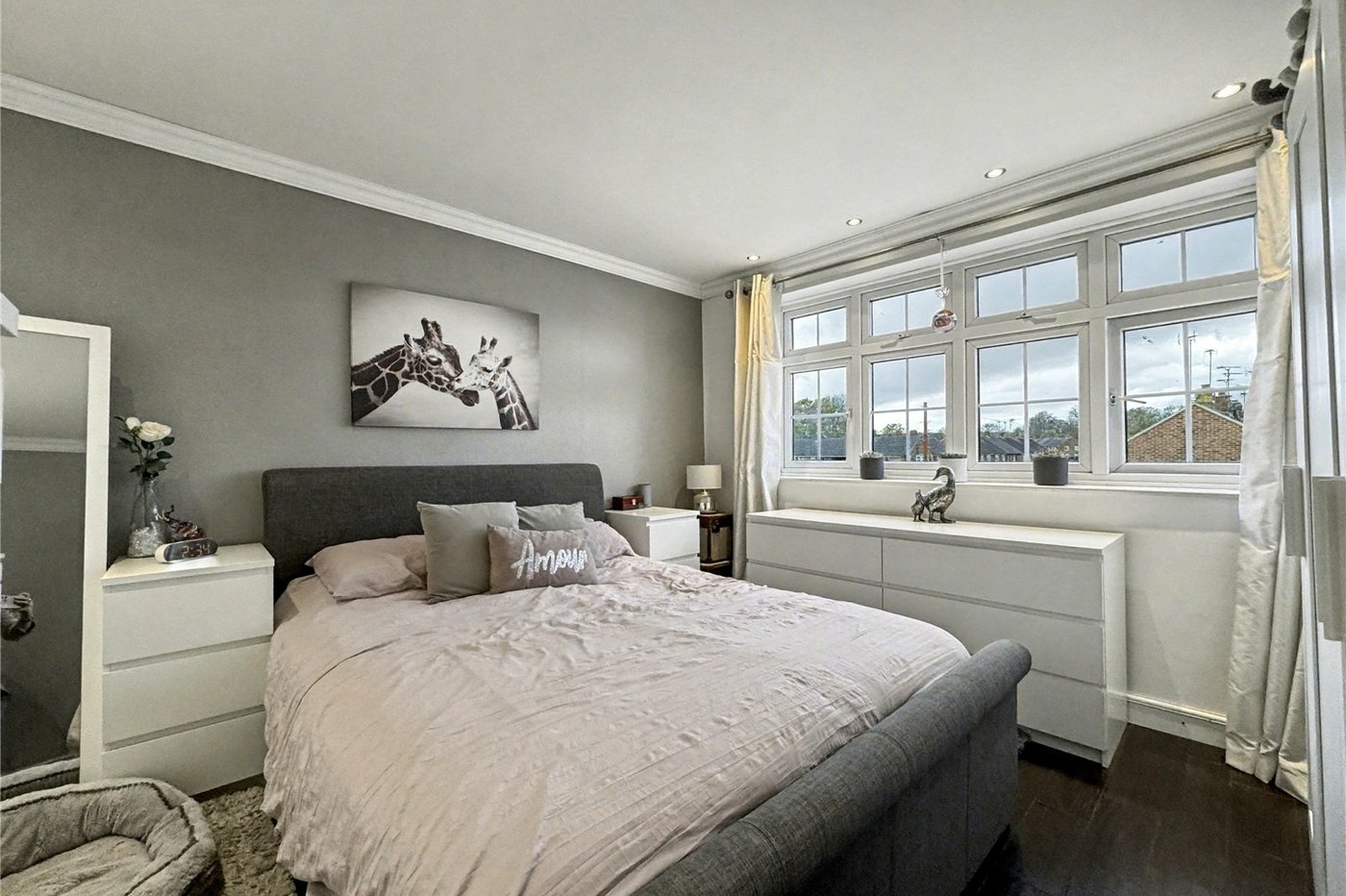 4 bedroom house for sale in Rainham | Robinson Michael & Jackson