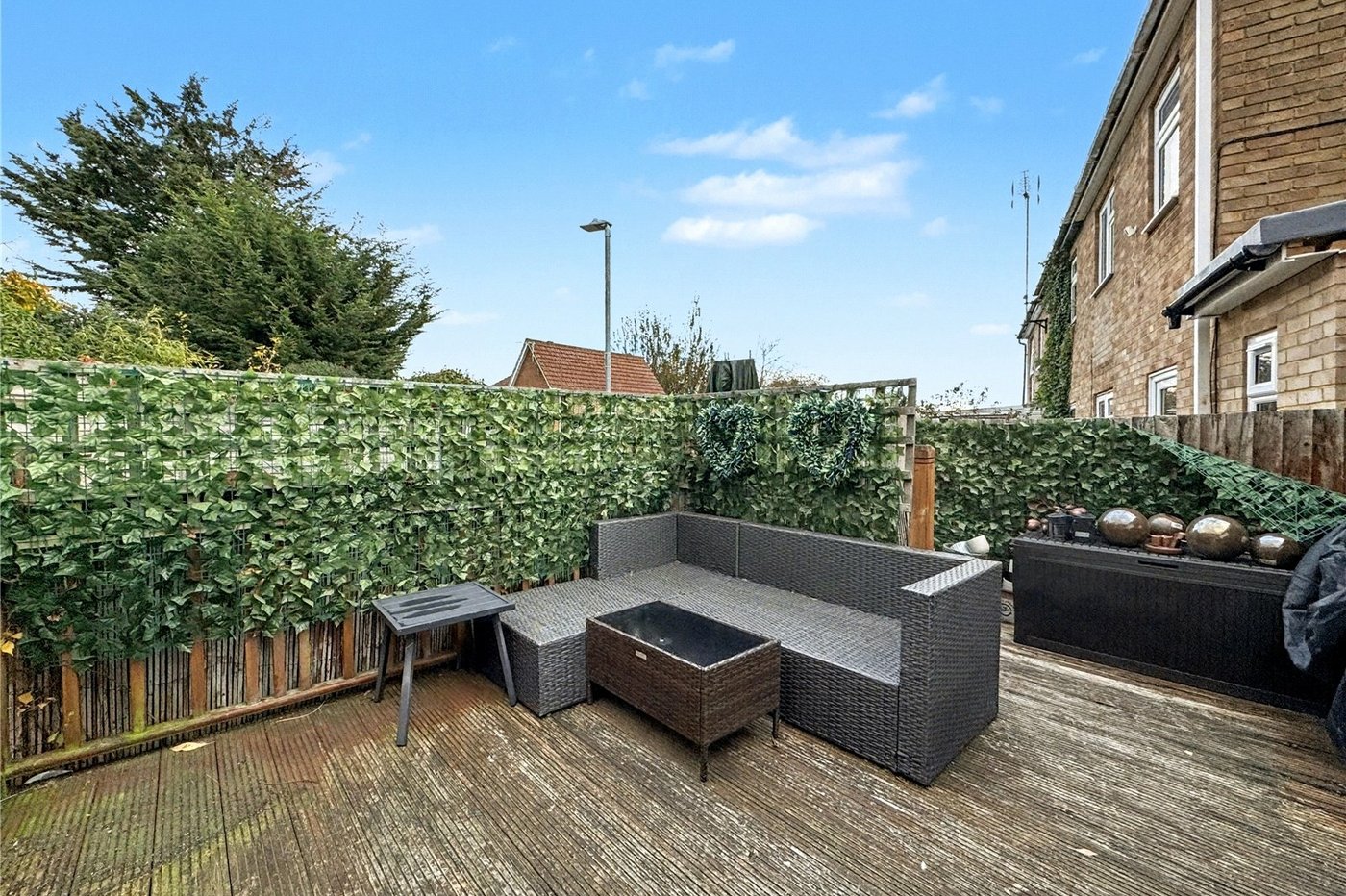 4 bedroom house for sale in Rainham | Robinson Michael & Jackson