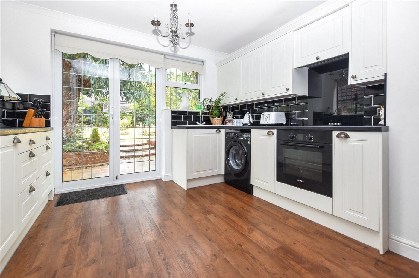 2 bedroom bungalow for sale in Bexleyheath | Robinson Jackson