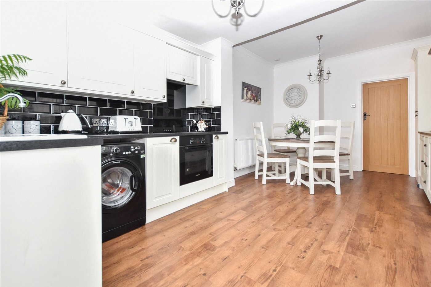 2 bedroom bungalow for sale in Bexleyheath | Robinson Jackson