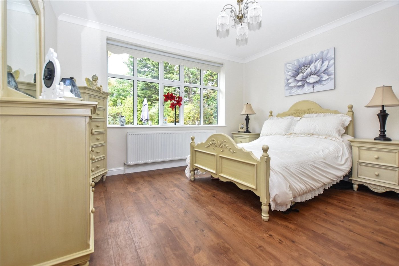 2 bedroom bungalow for sale in Bexleyheath | Robinson Jackson