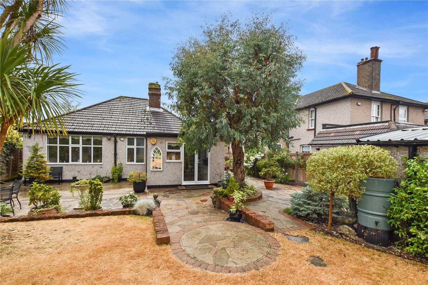 2 bedroom bungalow for sale in Bexleyheath | Robinson Jackson