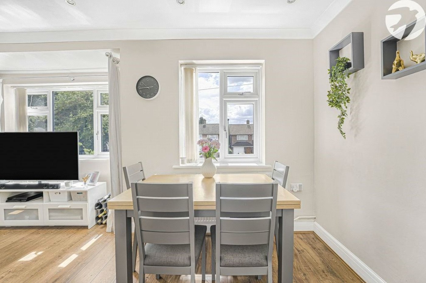 2 bedroom property for sale in Chelsfield | Robinson Jackson