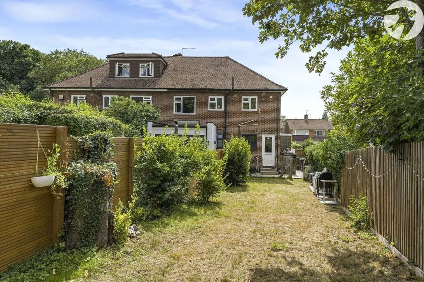 2 bedroom property for sale in Chelsfield | Robinson Jackson