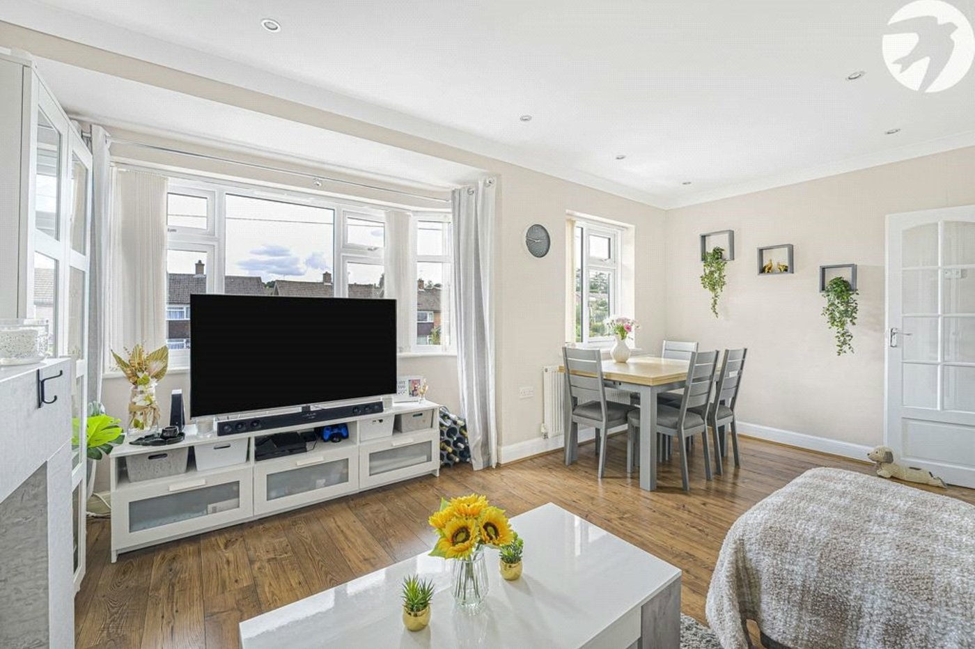 2 bedroom property for sale in Chelsfield | Robinson Jackson