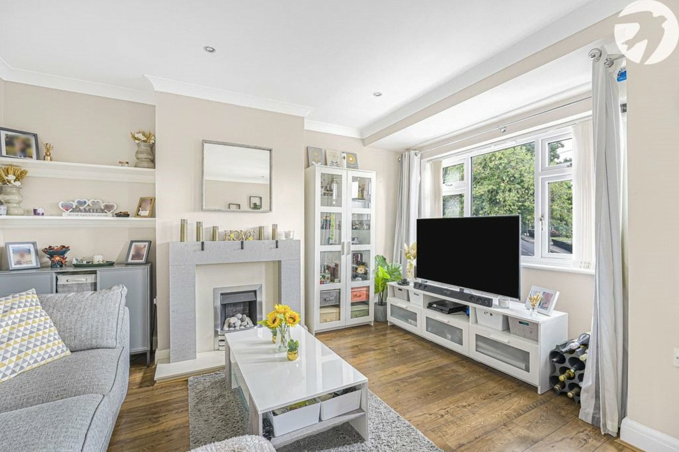 2 bedroom property for sale in Chelsfield | Robinson Jackson