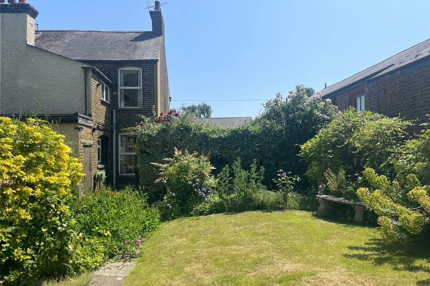 2 bedroom house for sale in Southfleet | Robinson Michael & Jackson