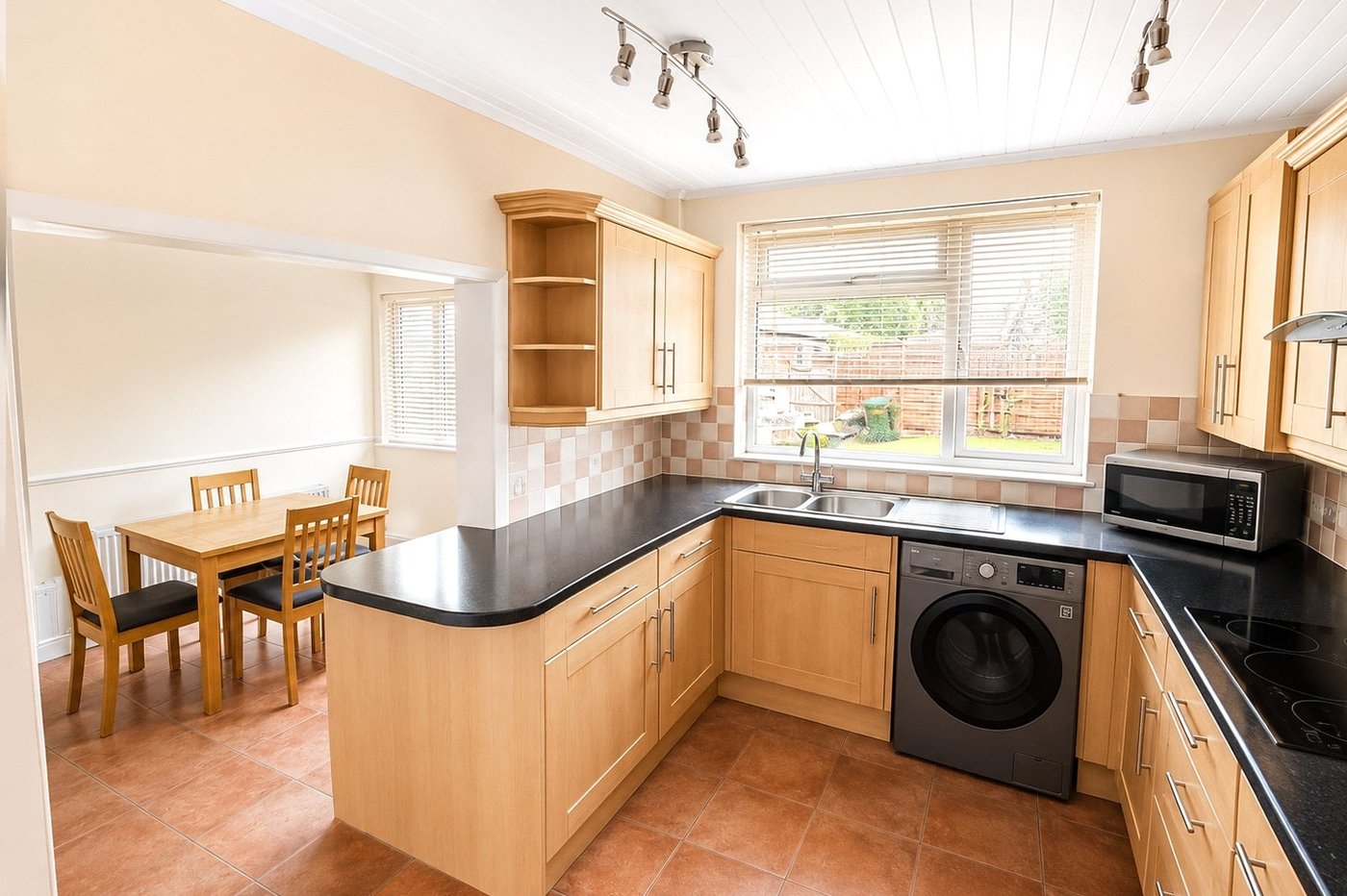 2 bedroom house for sale in Welling | Robinson Jackson