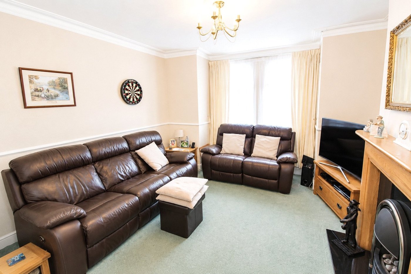 2 bedroom house for sale in Welling | Robinson Jackson