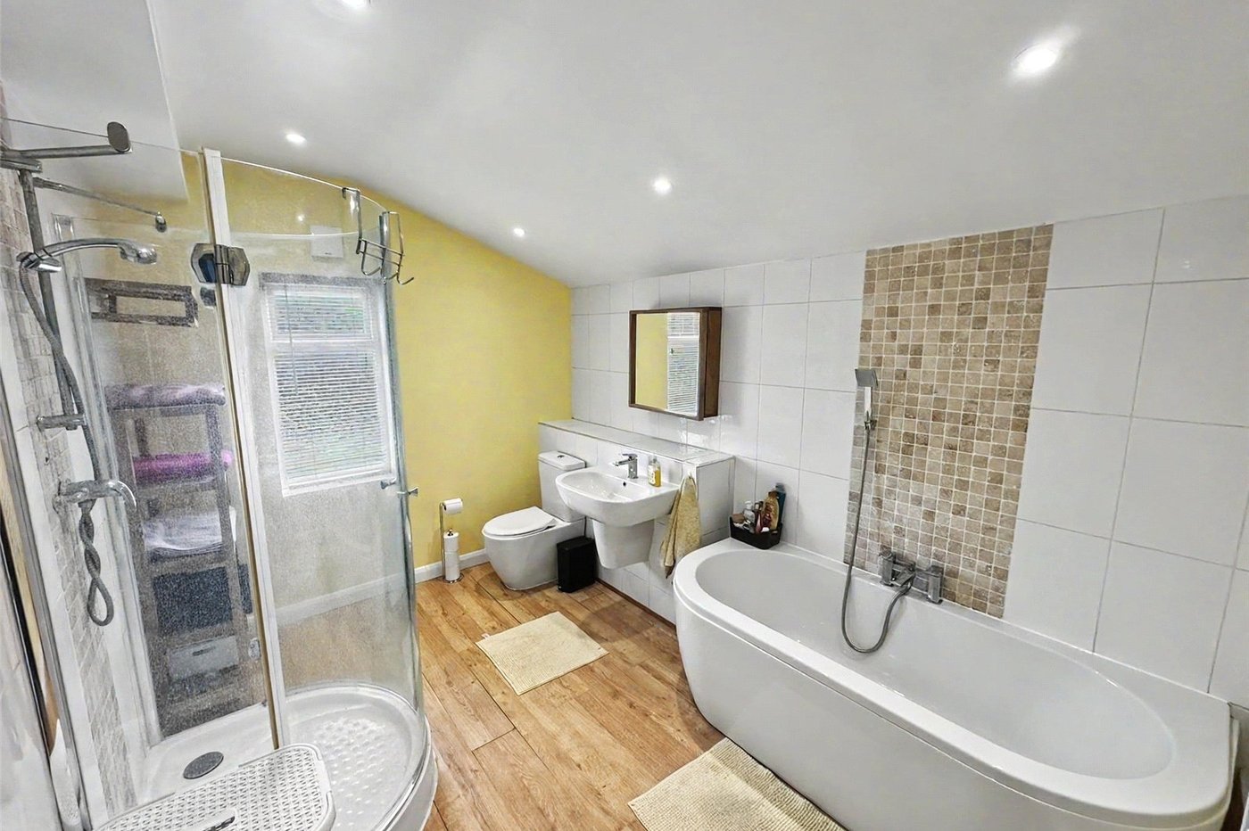 2 bedroom house for sale in Welling | Robinson Jackson