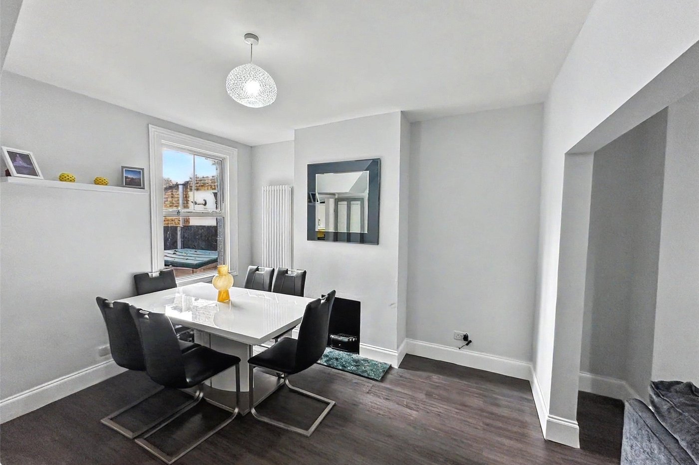 2 bedroom house for sale in Welling | Robinson Jackson
