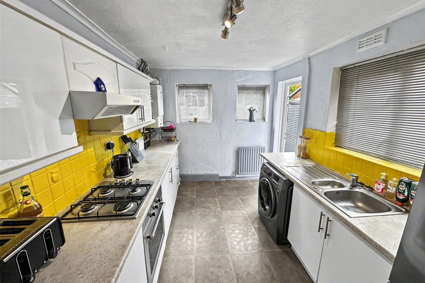 2 bedroom house for sale in Welling | Robinson Jackson