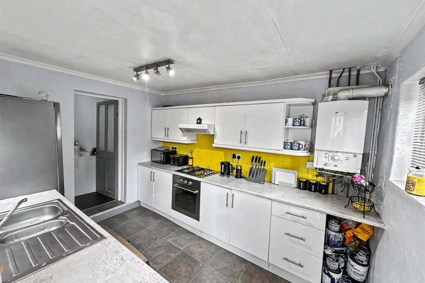 2 bedroom house for sale in Welling | Robinson Jackson