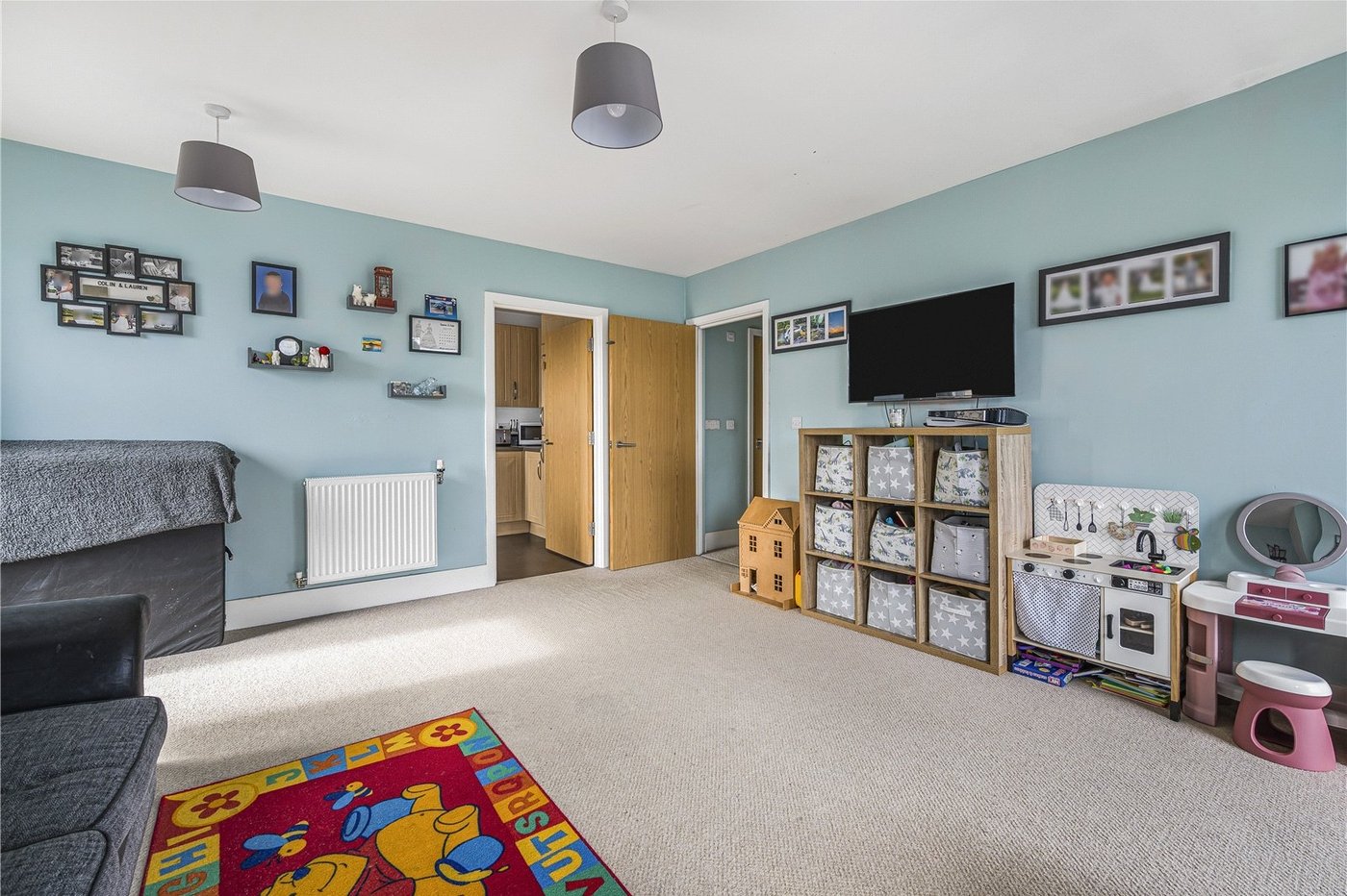 2 bedroom property for sale in Northfleet | Robinson Michael & Jackson