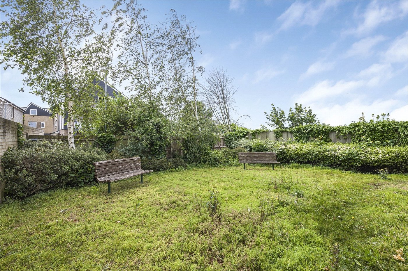 2 bedroom property for sale in Northfleet | Robinson Michael & Jackson