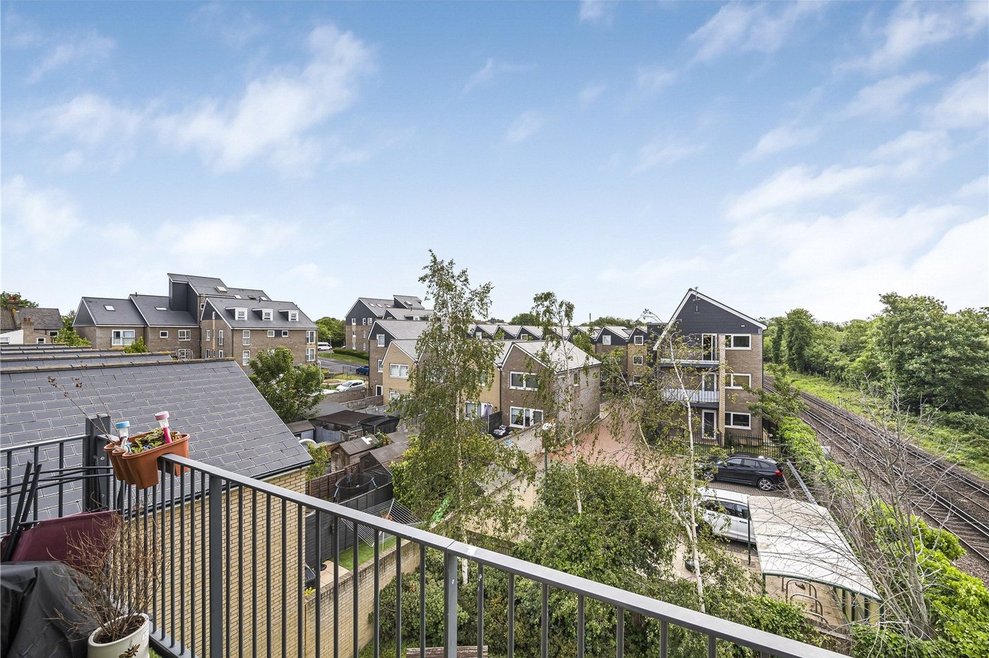 2 bedroom property for sale in Northfleet | Robinson Michael & Jackson