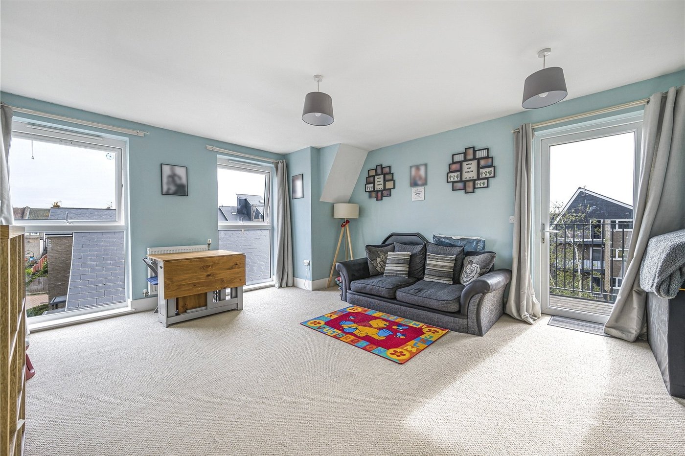 2 bedroom property for sale in Northfleet | Robinson Michael & Jackson