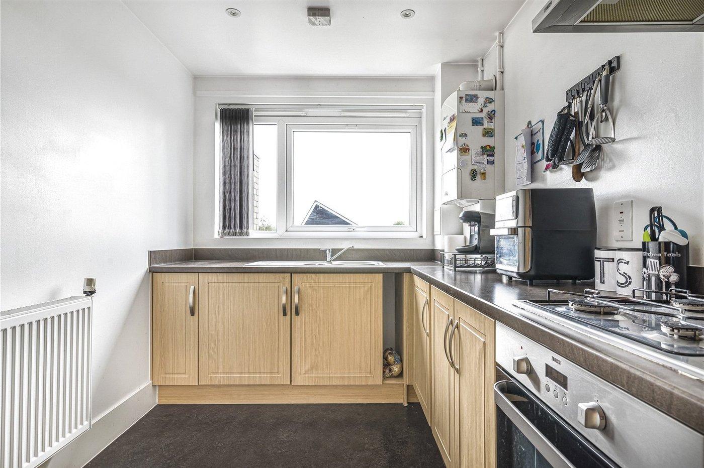 2 bedroom property for sale in Northfleet | Robinson Michael & Jackson