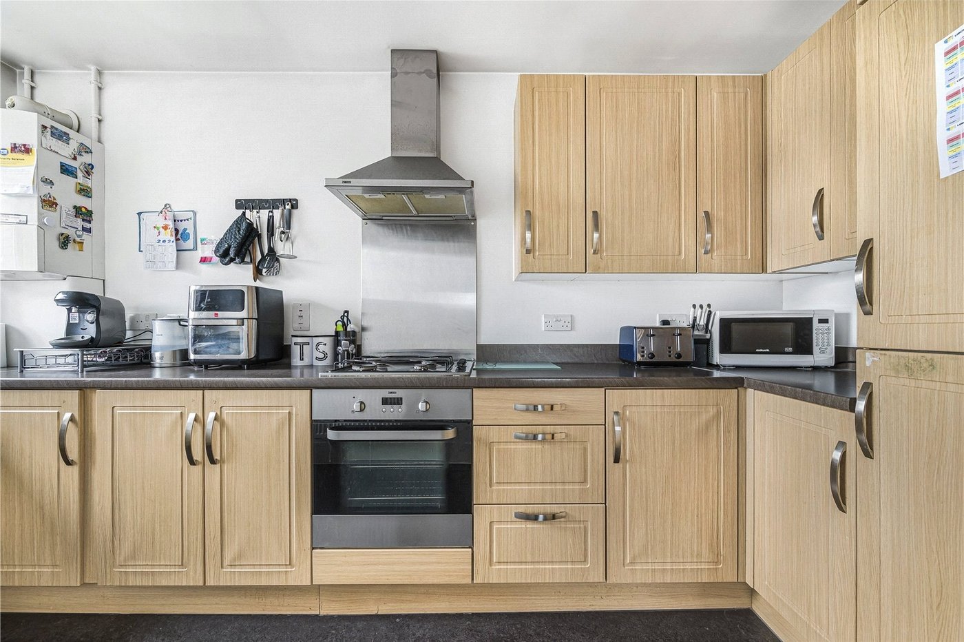 2 bedroom property for sale in Northfleet | Robinson Michael & Jackson