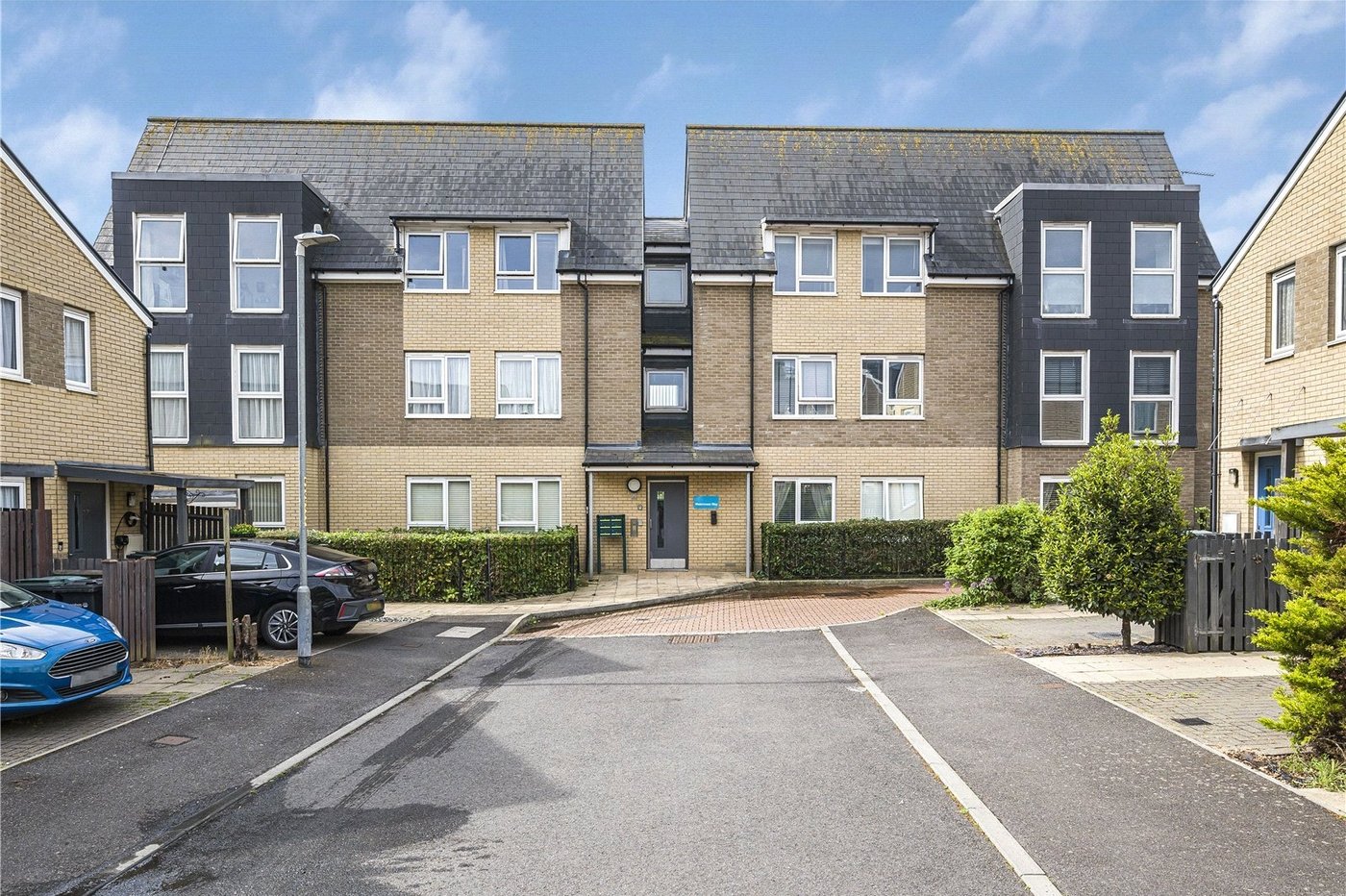 2 bedroom property for sale in Northfleet | Robinson Michael & Jackson