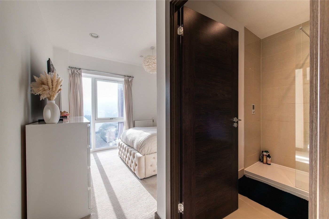 2 bedroom property for sale in Maidstone | Robinson Michael & Jackson