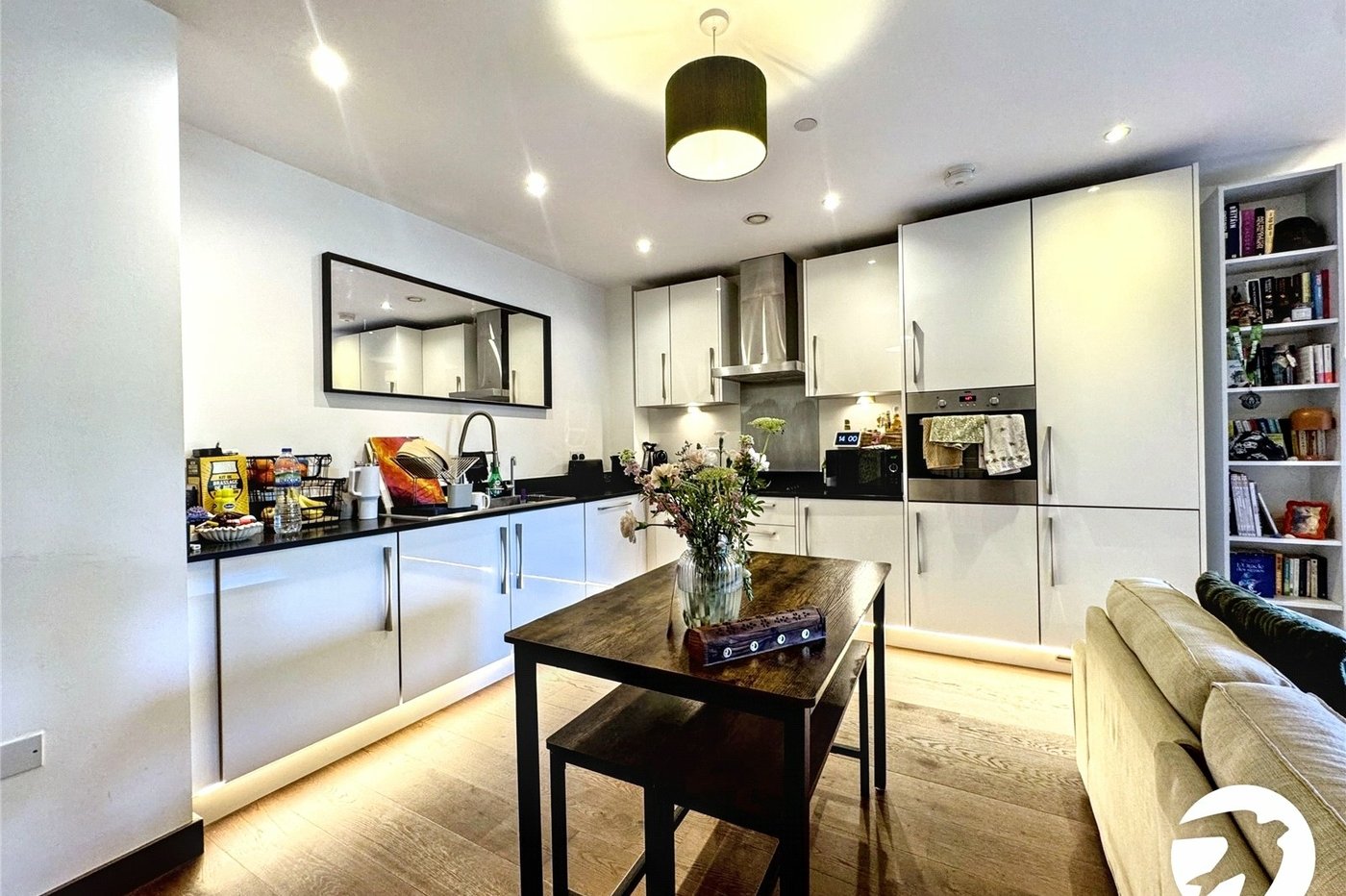 2 bedroom property for sale in Maidstone | Robinson Michael & Jackson