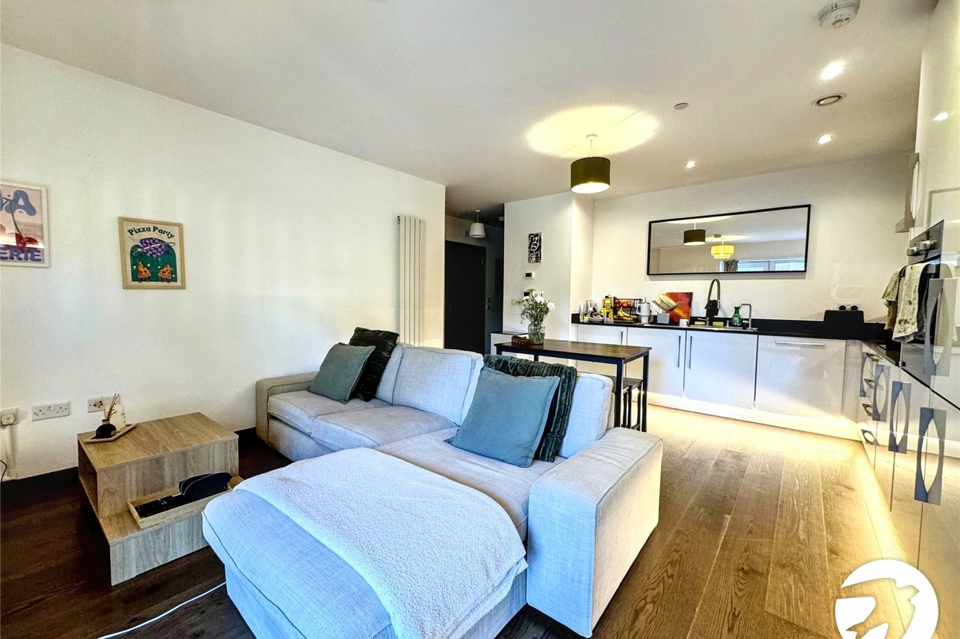 2 bedroom property for sale in Maidstone | Robinson Michael & Jackson