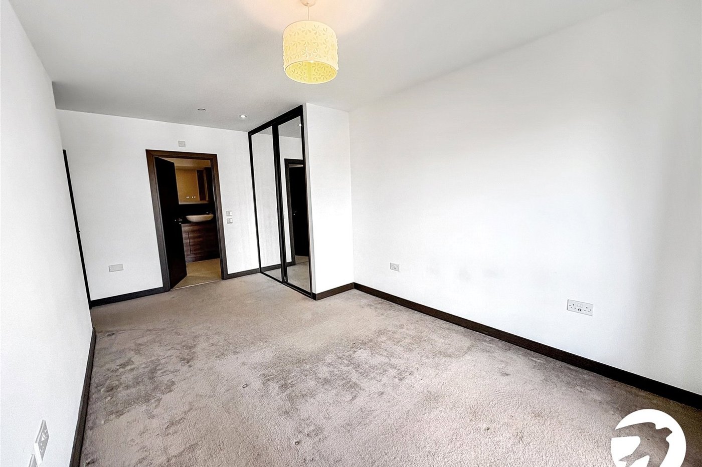 2 bedroom property for sale in Maidstone | Robinson Michael & Jackson