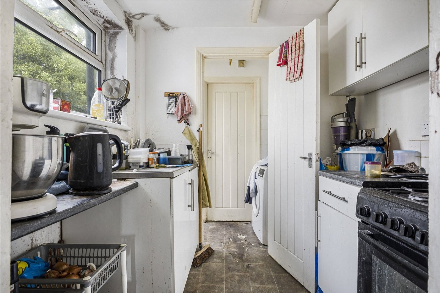 2 bedroom house for sale in Gravesend | Robinson Michael & Jackson