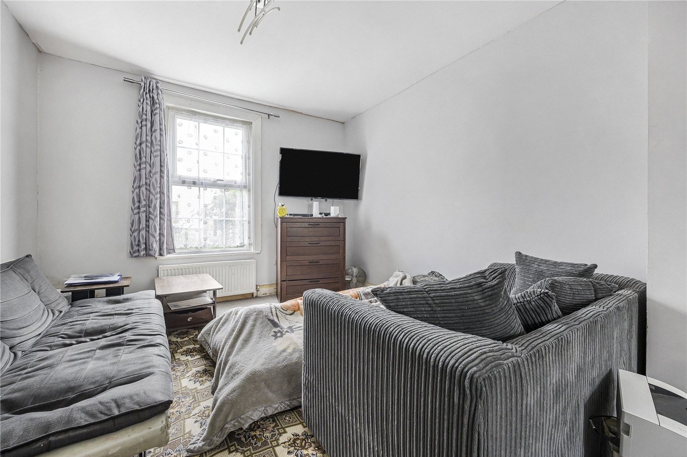 2 bedroom house for sale in Gravesend | Robinson Michael & Jackson