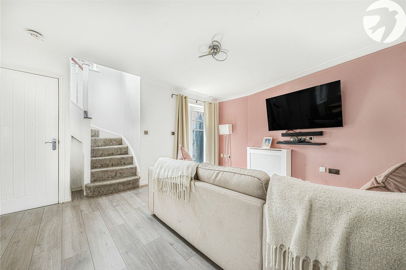 2 bedroom house for sale in Greenhithe | Robinson Jackson