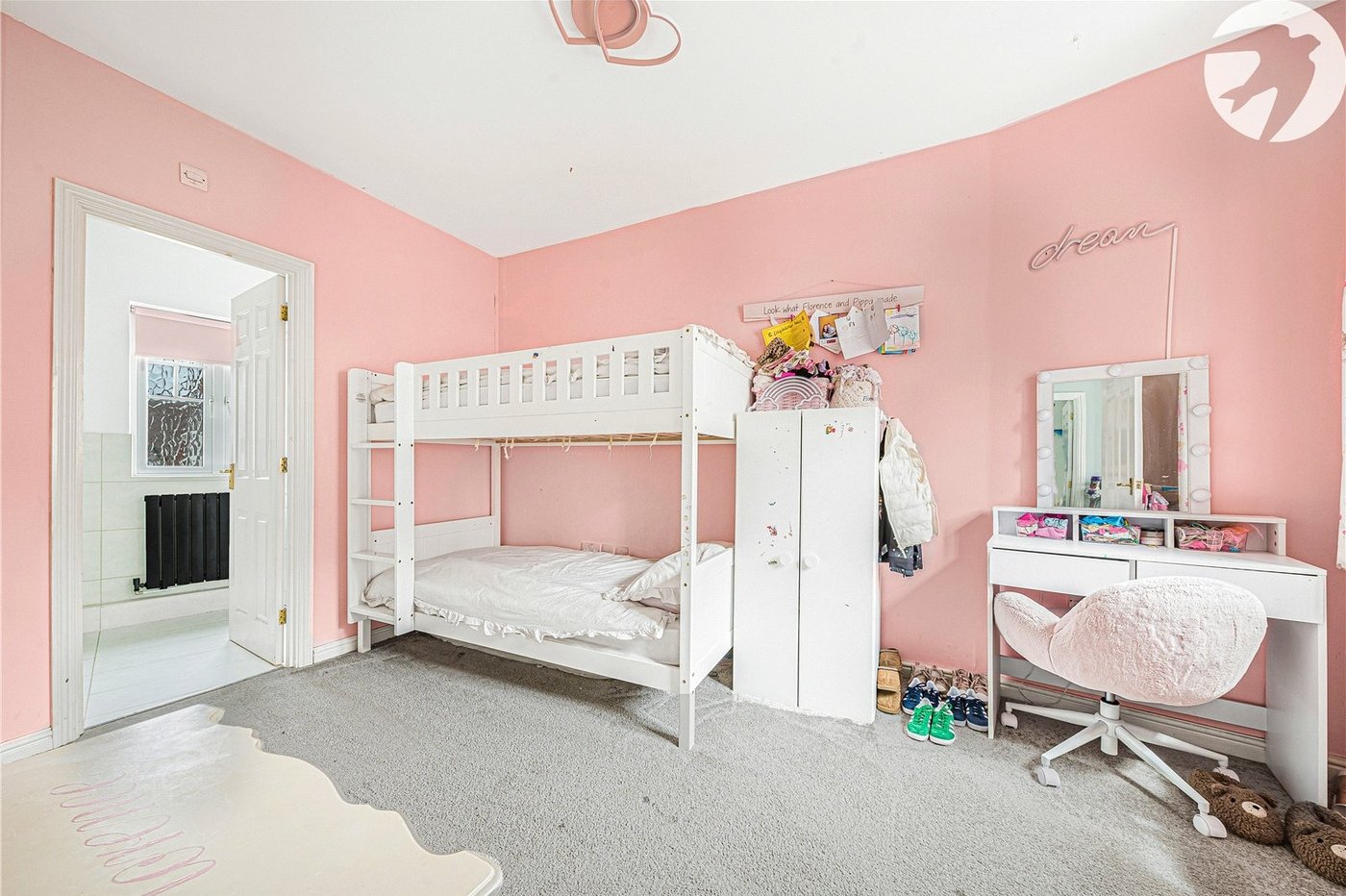 2 bedroom house for sale in Greenhithe | Robinson Jackson