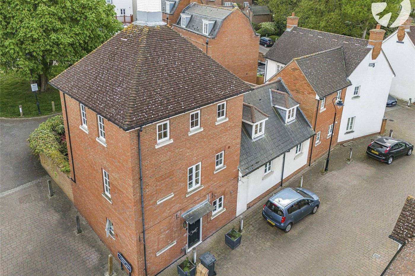 4 bedroom house for sale in Greenhithe | Robinson Jackson