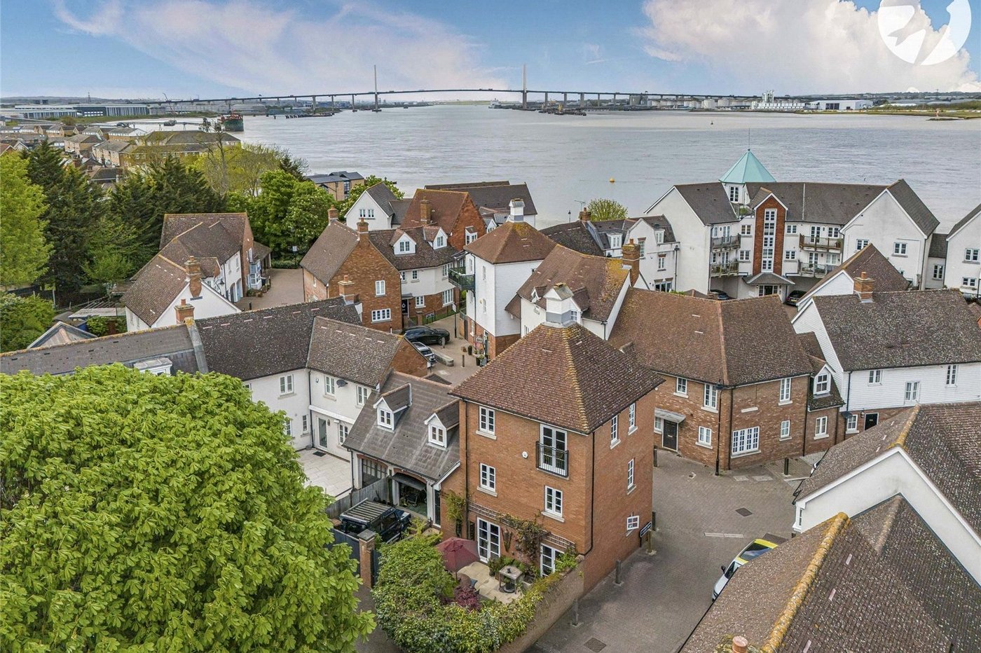 4 bedroom house for sale in Greenhithe | Robinson Jackson