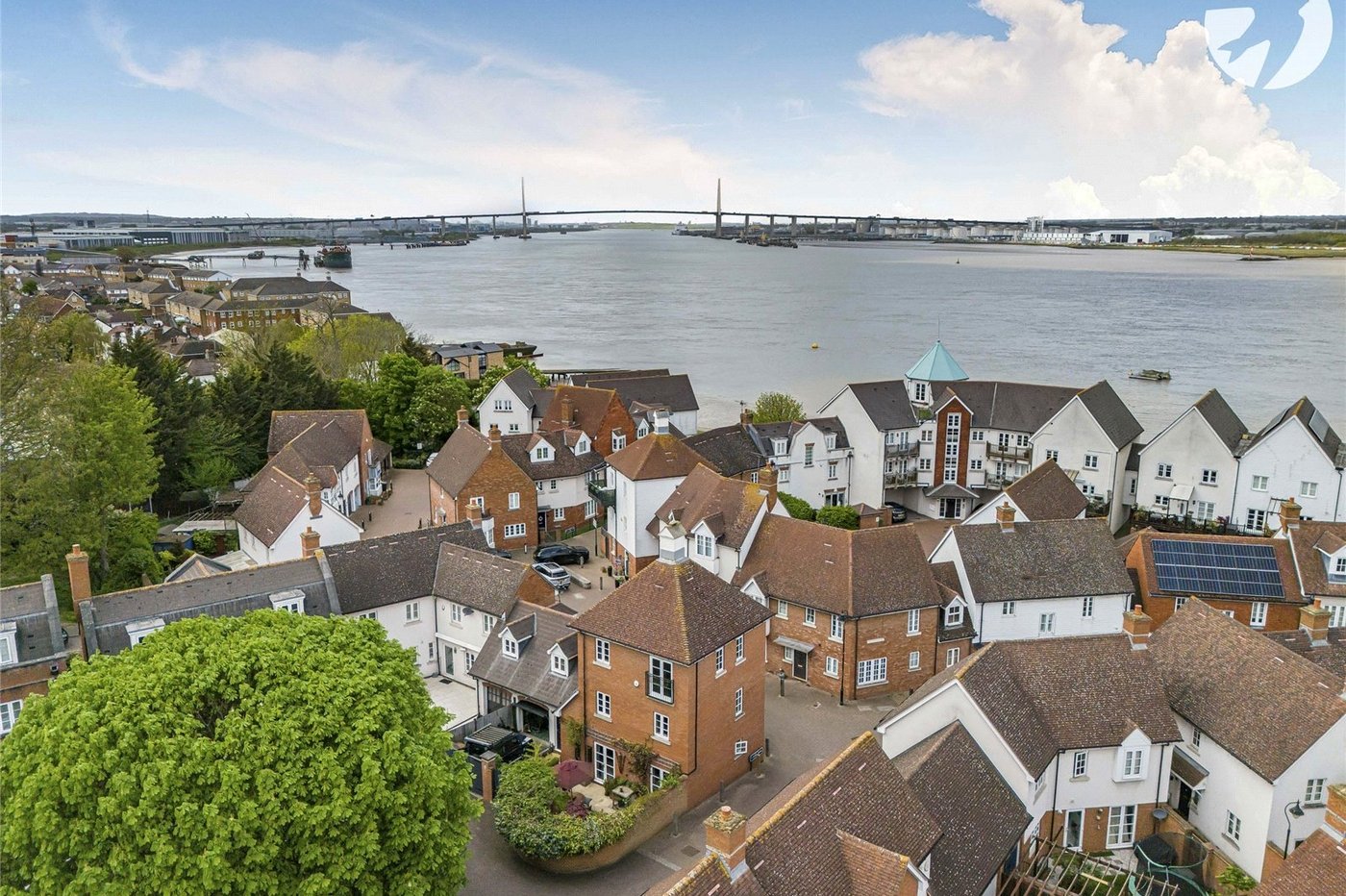 4 bedroom house for sale in Greenhithe | Robinson Jackson
