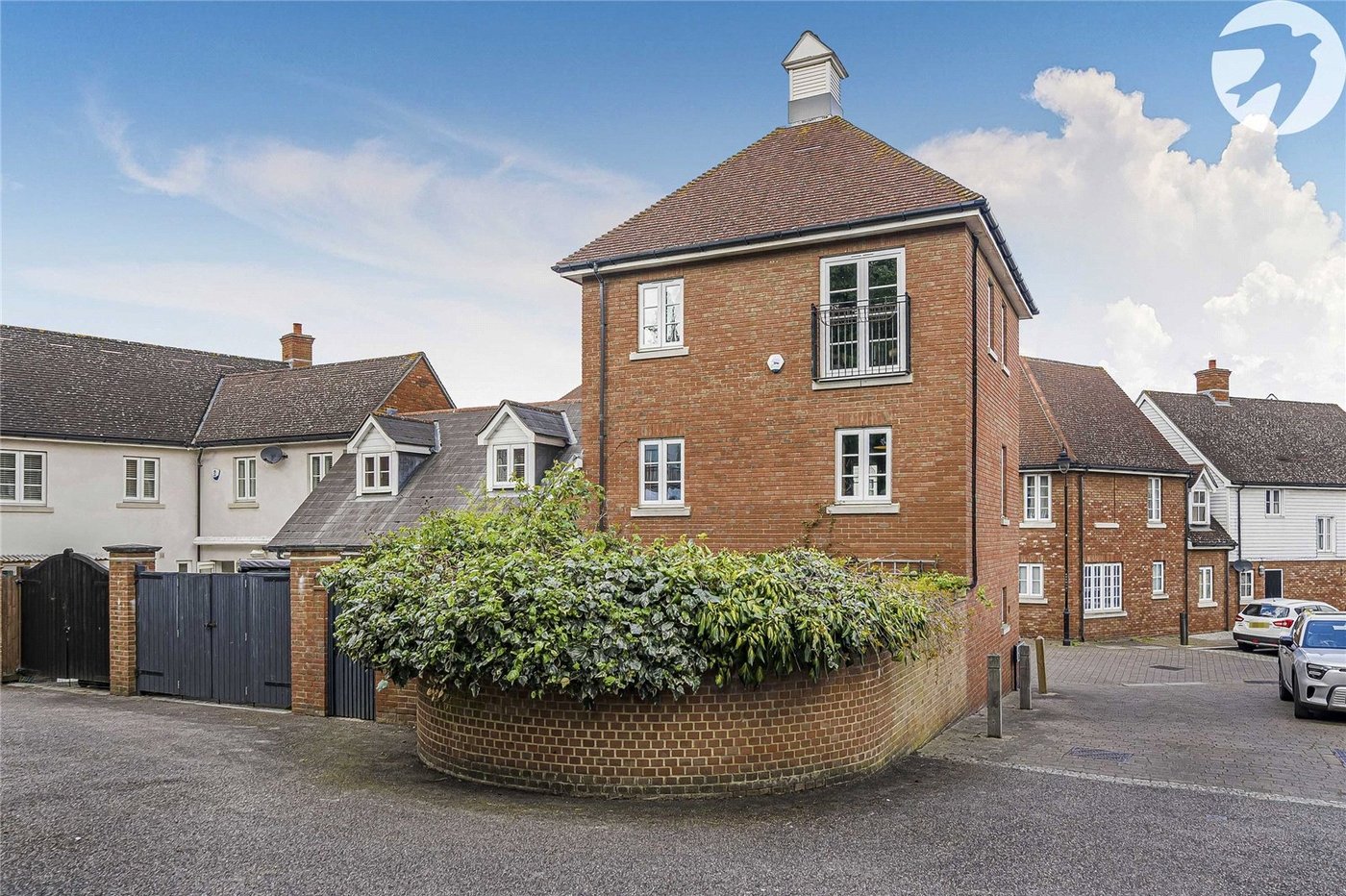 4 bedroom house for sale in Greenhithe | Robinson Jackson