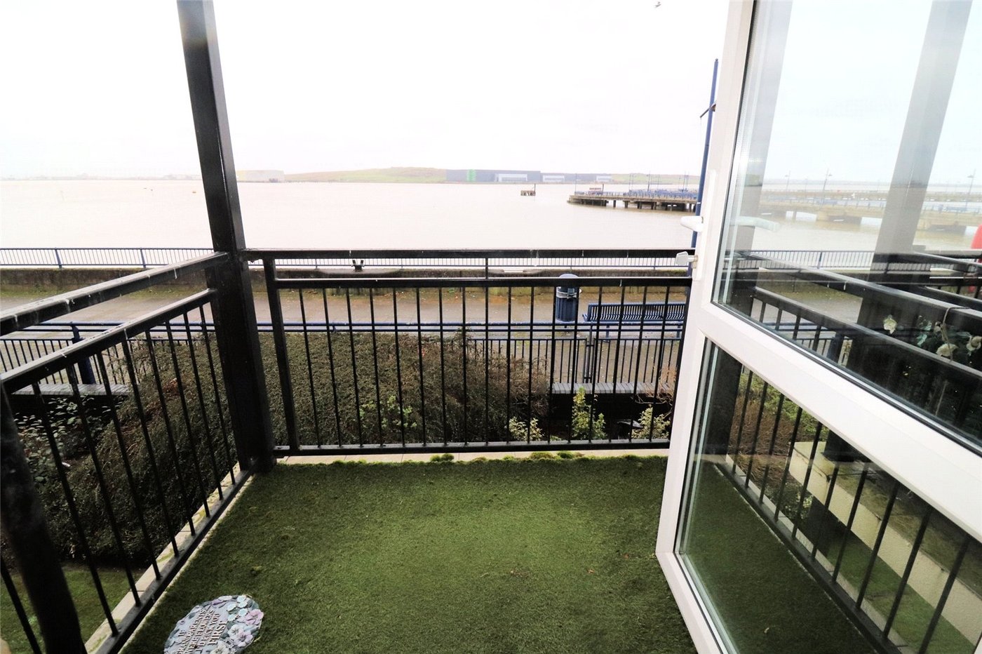 1 bedroom property for sale in Erith | Robinson Jackson