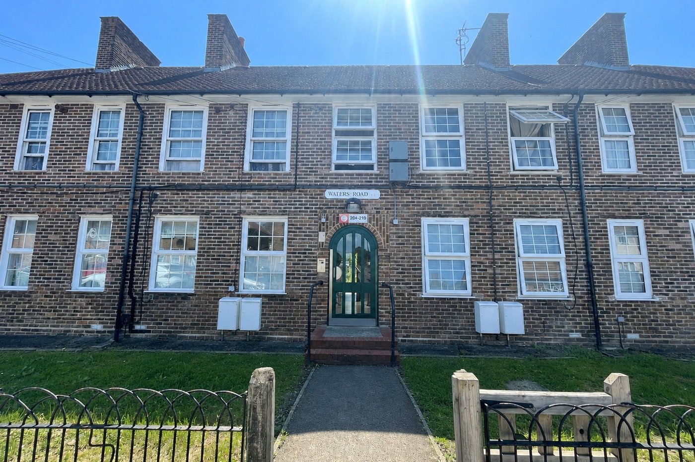 1 bedroom property for sale in London | Robinson Jackson