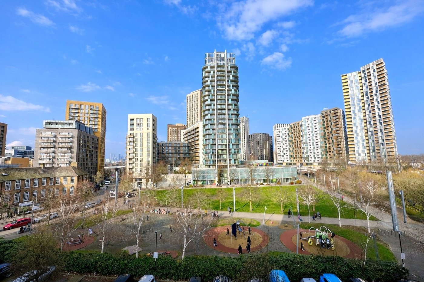 2 bedroom property for sale in London | Robinson Jackson