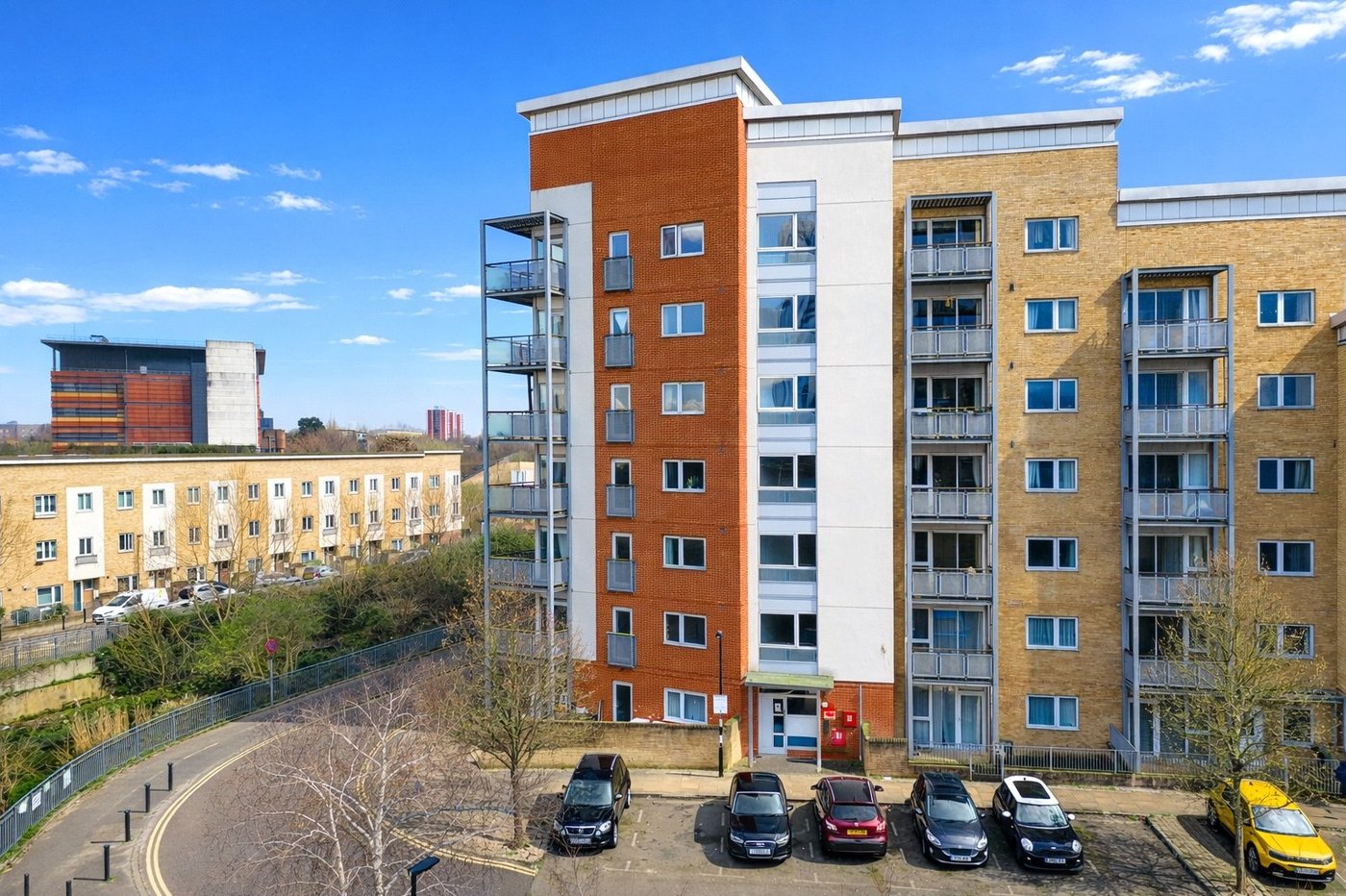 2 bedroom property for sale in London | Robinson Jackson