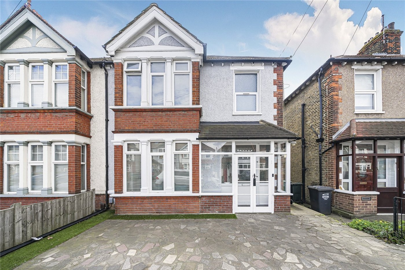 3 bedroom house for sale in Dartford | Robinson Jackson