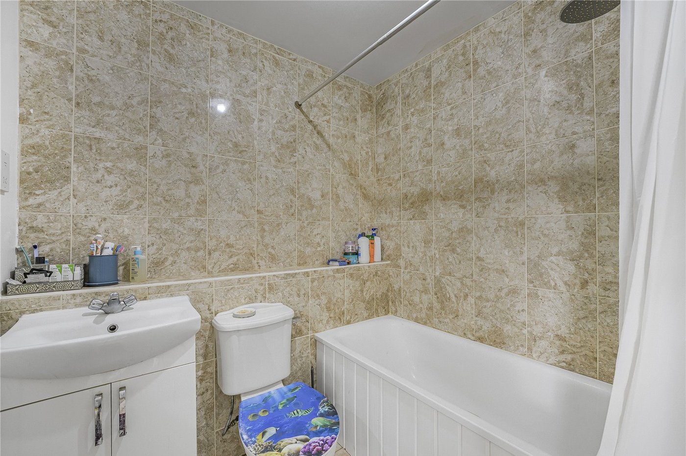 2 bedroom house for sale in Dartford | Robinson Jackson