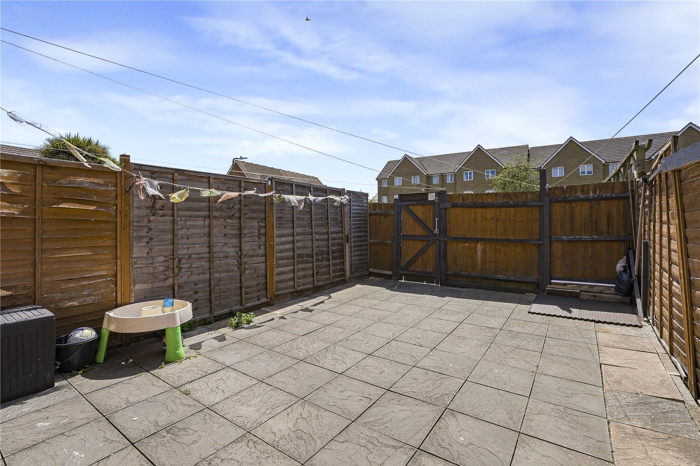 2 bedroom house for sale in Dartford | Robinson Jackson