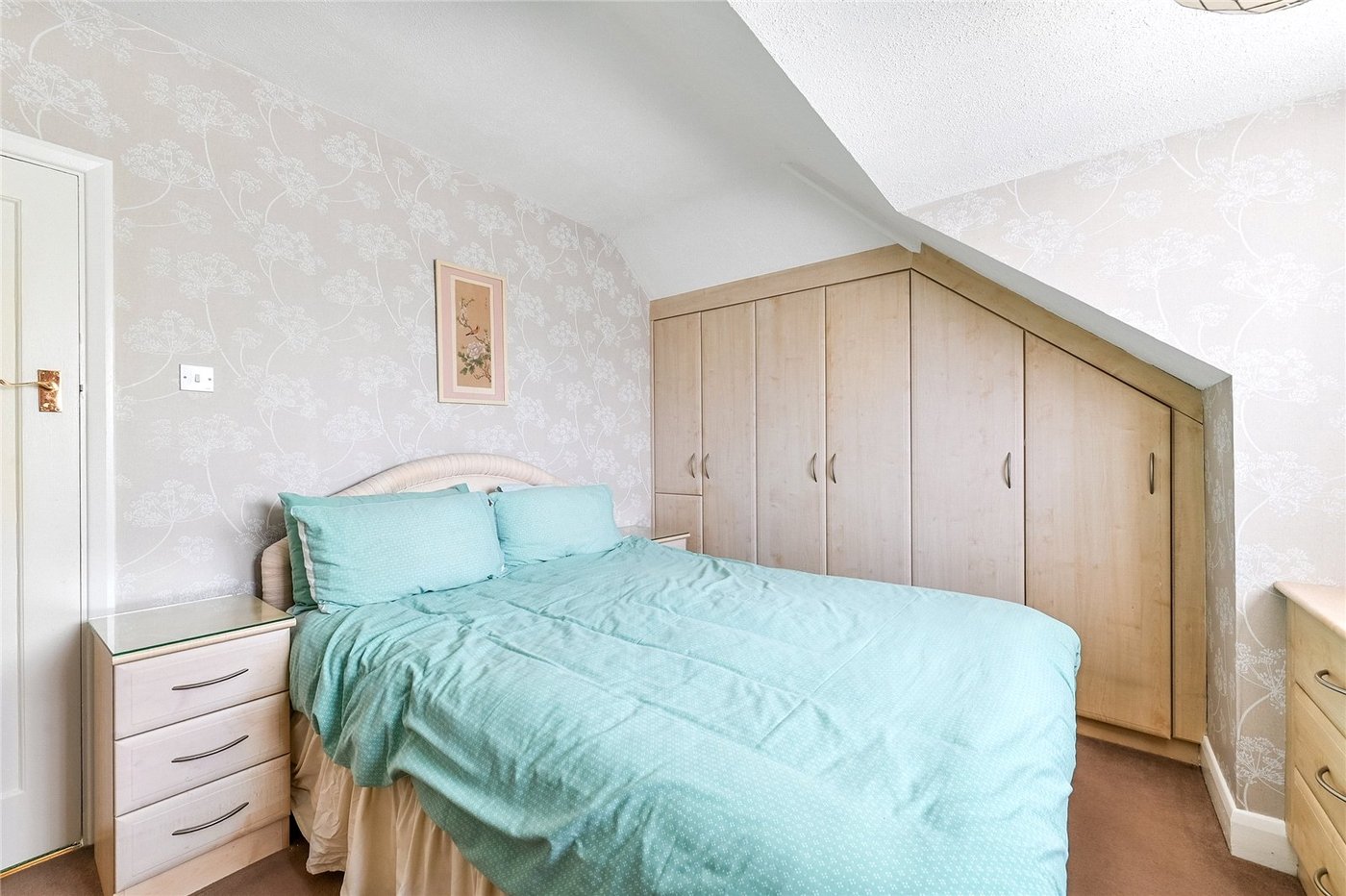 2 bedroom house for sale in Gravesend | Robinson Michael & Jackson