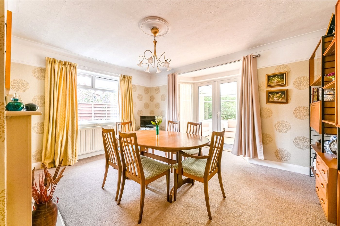 2 bedroom house for sale in Gravesend | Robinson Michael & Jackson