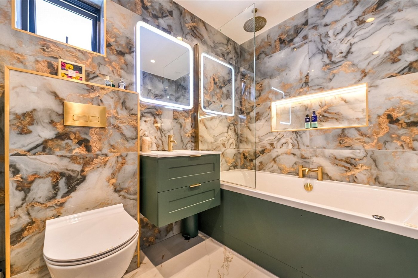 4 bedroom house for sale in Rochester | Robinson Michael & Jackson