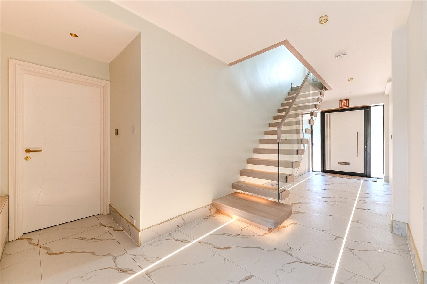 4 bedroom house for sale in Rochester | Robinson Michael & Jackson