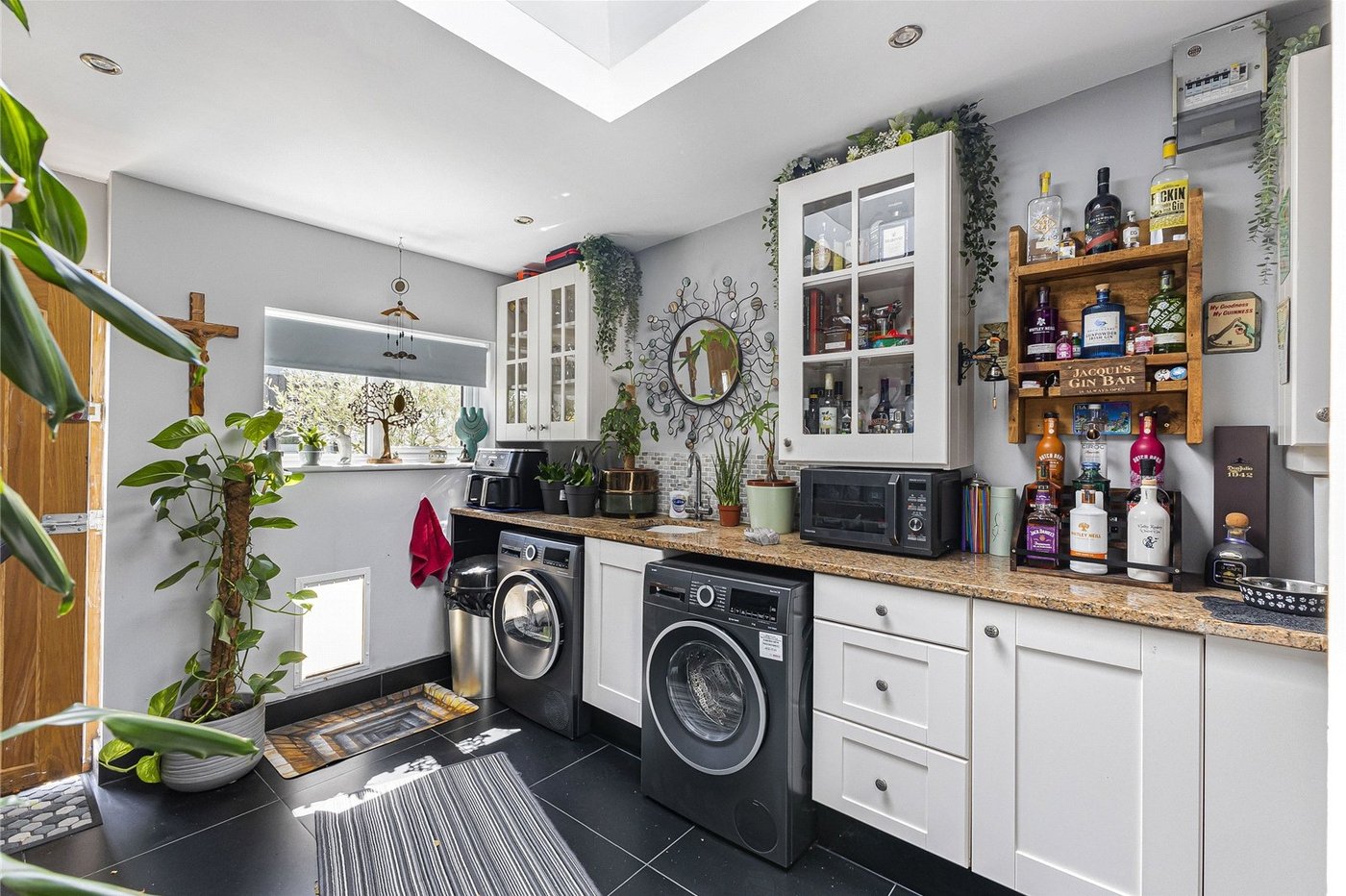 6 bedroom house for sale in Strood | Robinson Michael & Jackson