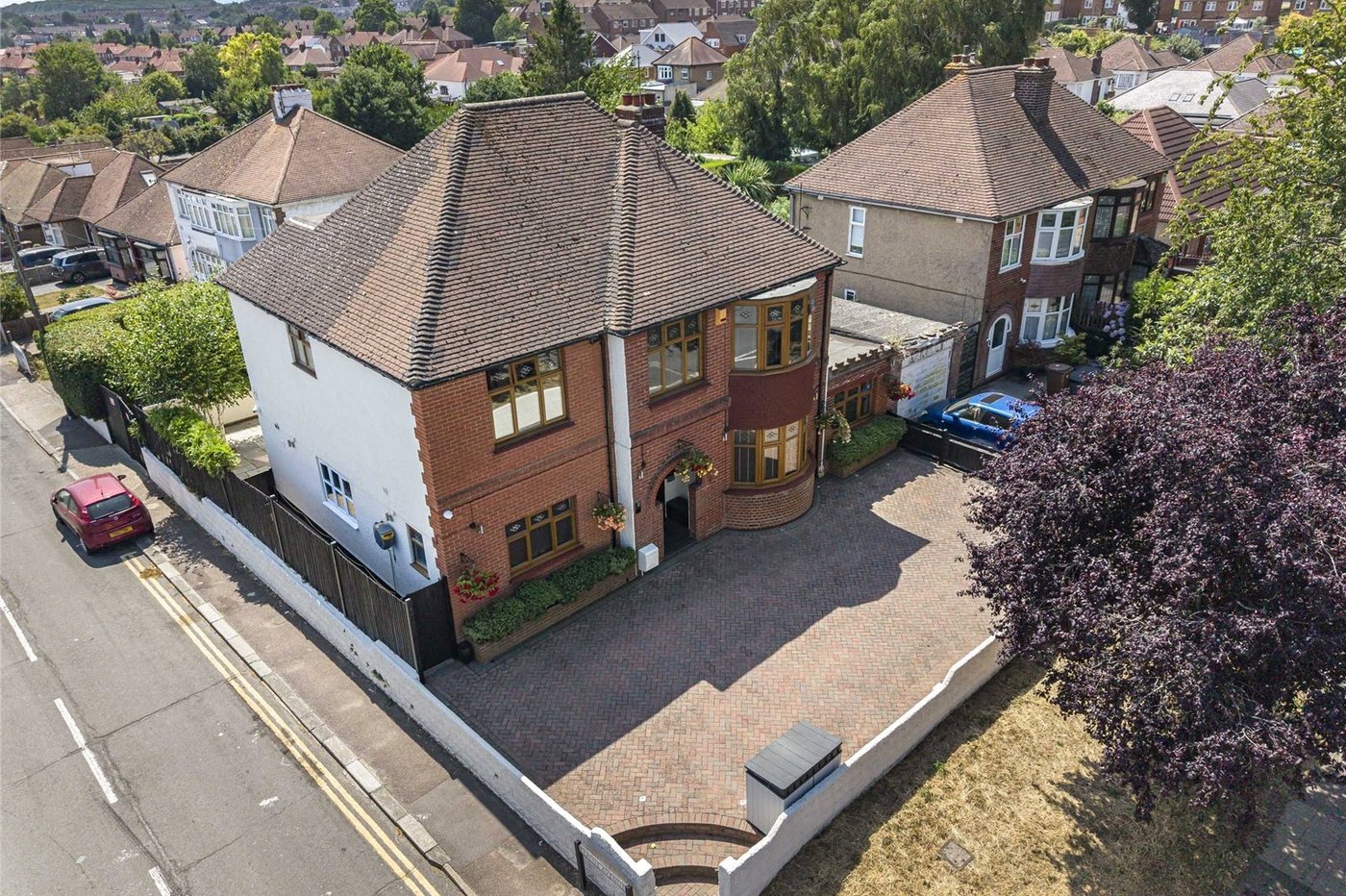 6 bedroom house for sale in Strood | Robinson Michael & Jackson